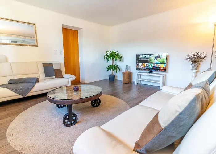 Charmantes Mit Grossem Garten .kids4free. Apartment